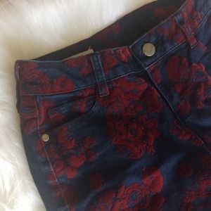 Decree Velvet Rose Print Skinny Jeans